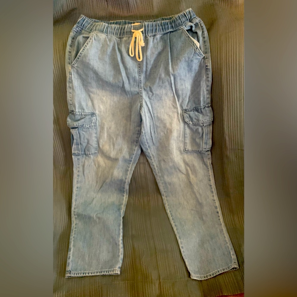 Juniors super high rise cargo pants